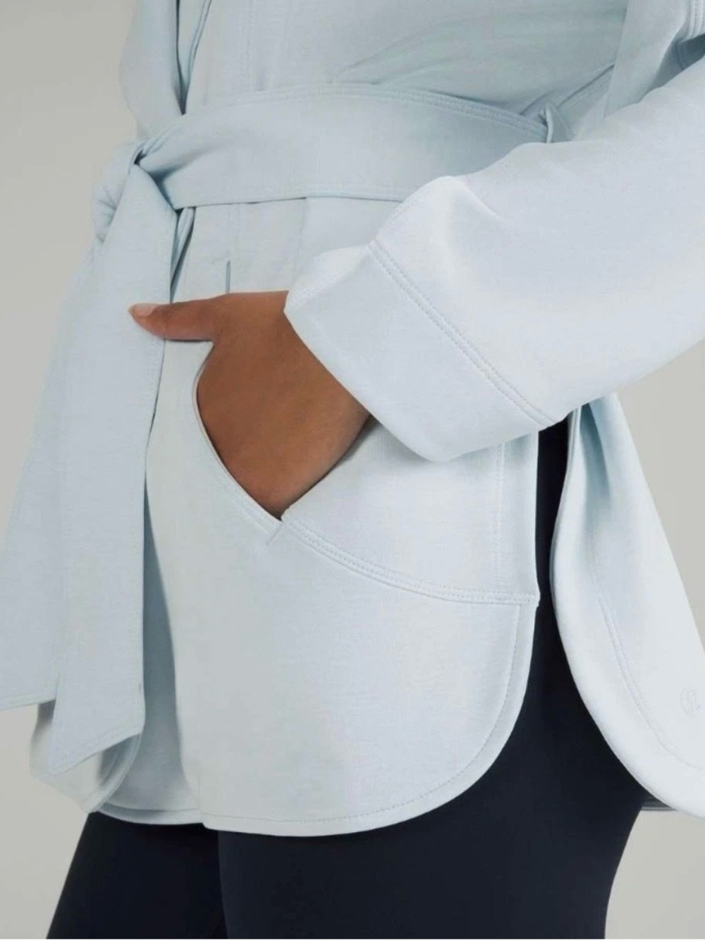 Lululemon Softstreme Belted Wrap - Picture 3 of 4